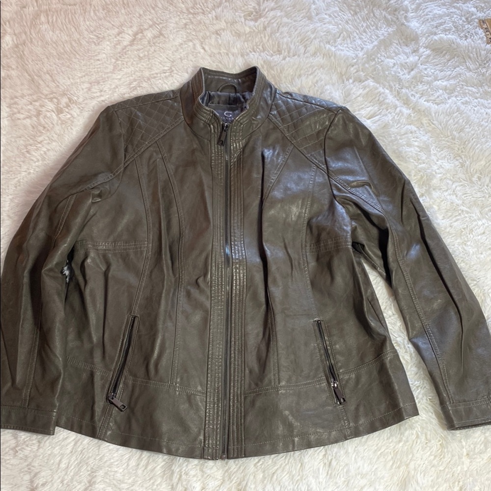 Gallery Women’s Faux Leather Jacket in Gray size 2X Pleather Fully Lined